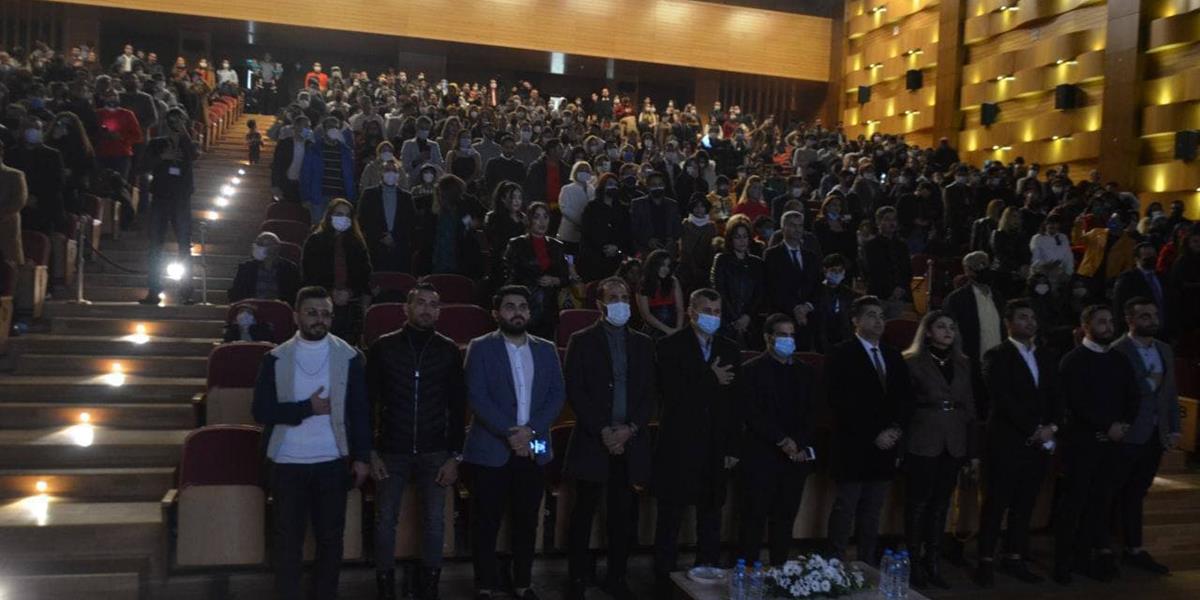 مراسم شب یلدا 1400 در سالن فرهنگی دانشگاه مدیترانه شرقی با حضور محسن ابراهیم زاده